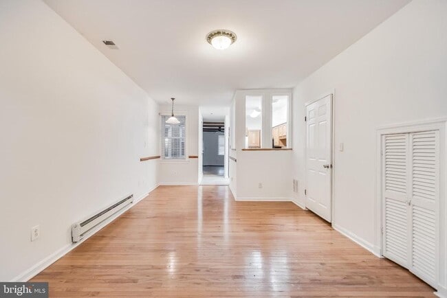 Foto del edificio - 107 15th St NE