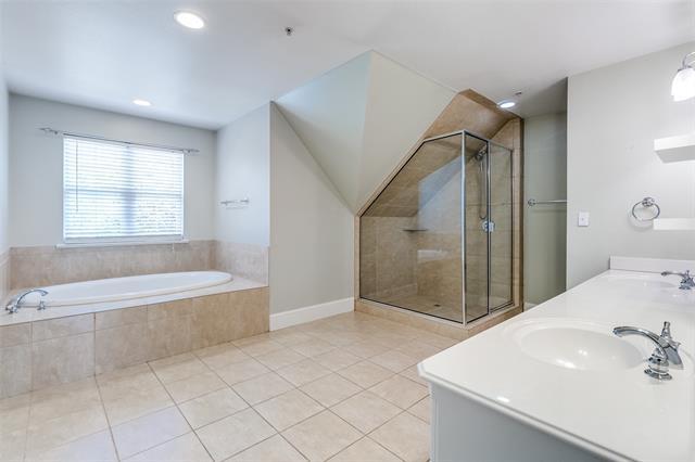 Foto del edificio - 5726 La Vista Dr