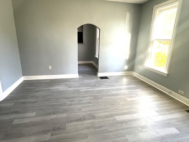 Foto del edificio - 715 Vine St