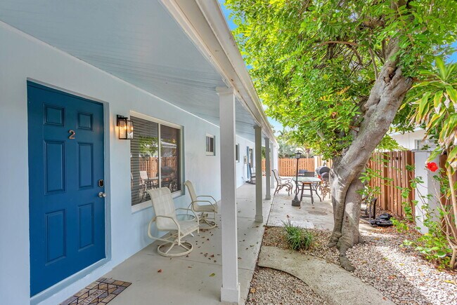 Building Photo - 3208 Marine Dr