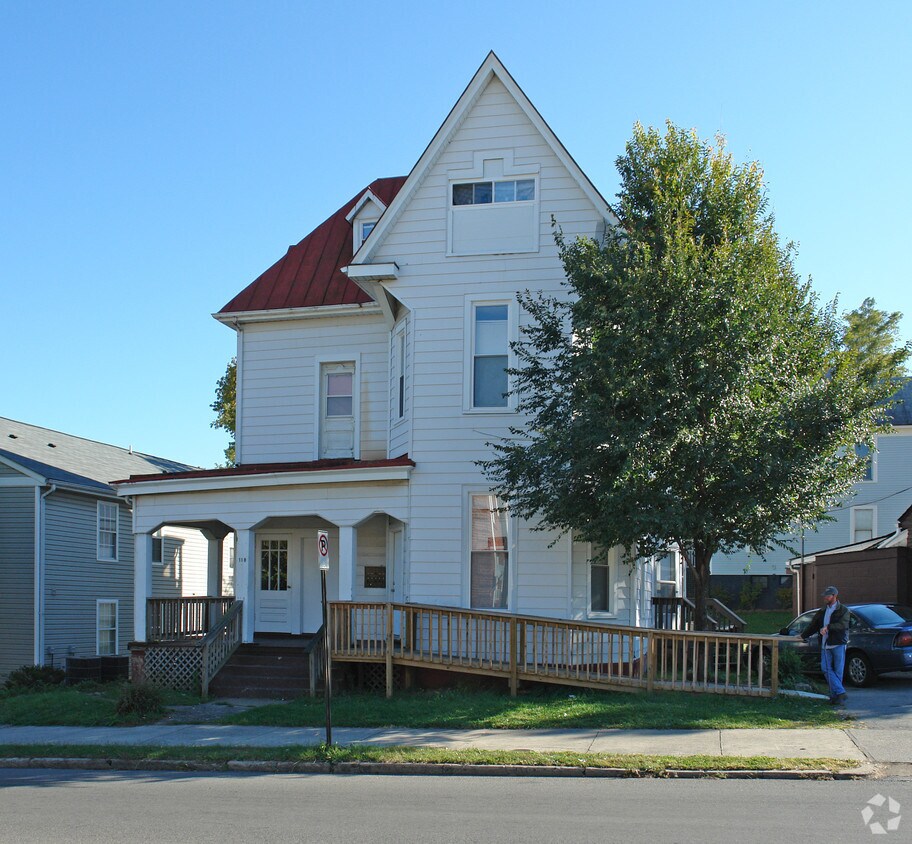 Primary Photo - 118 Elm St SW