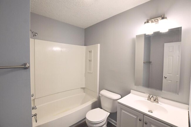 Building Photo - 4361 Falcon Creek Blvd