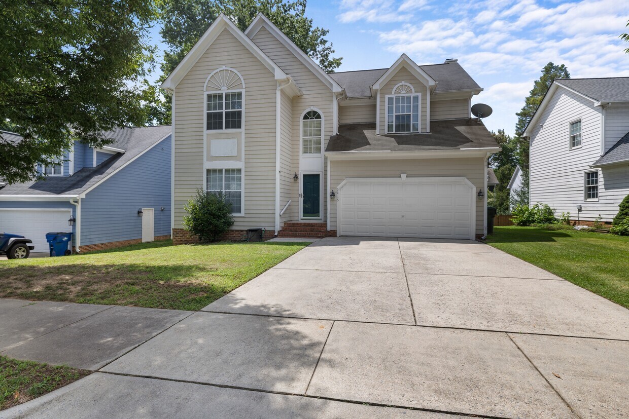 Primary Photo - 2416 Constitution Dr