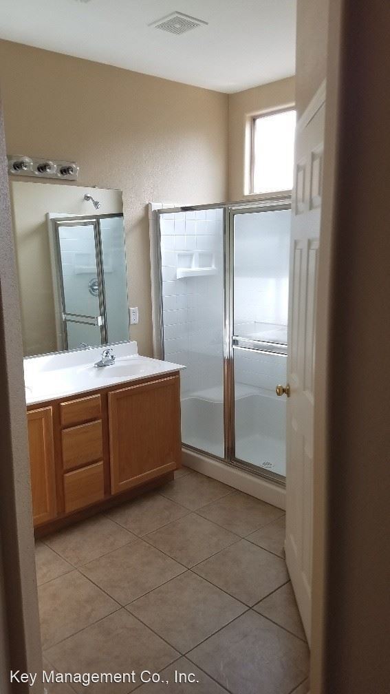 Building Photo - 3 br, 2 bath House - 14625 W. Watson Lane