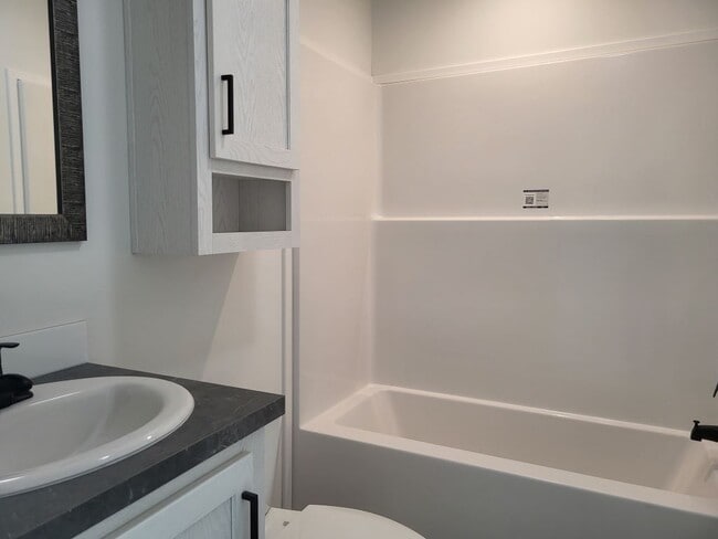 Foto del edificio - 43 Partridge Ln