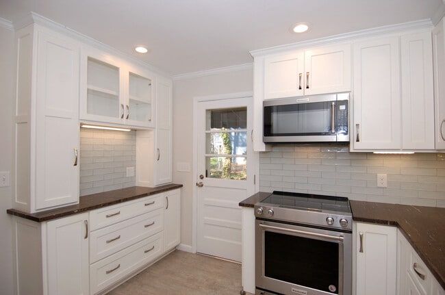 Building Photo - 3407 Coleridge Dr