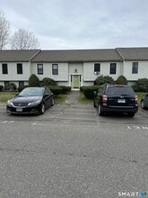 Building Photo - 79 Aspetuck Vlg