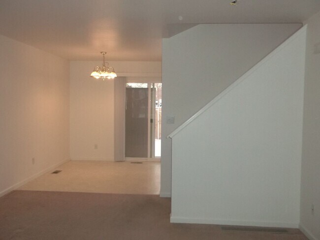 Foto del edificio - Bright & Inviting Wellington Townhome