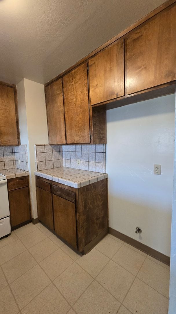 Building Photo - 7008 N Half Moon Dr