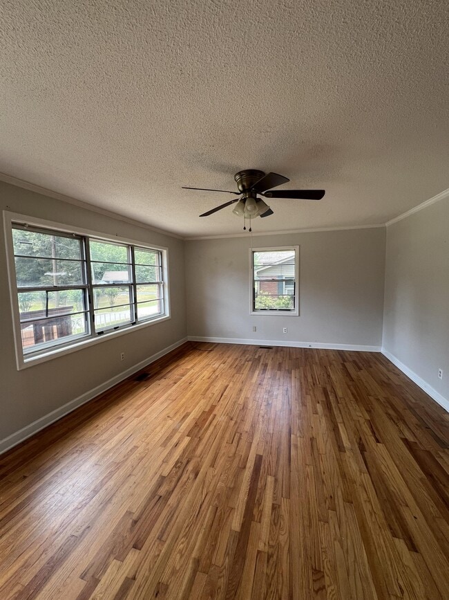 Building Photo - 6 Live Oak Ct