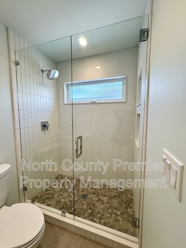 Foto del edificio - 4673 32nd St