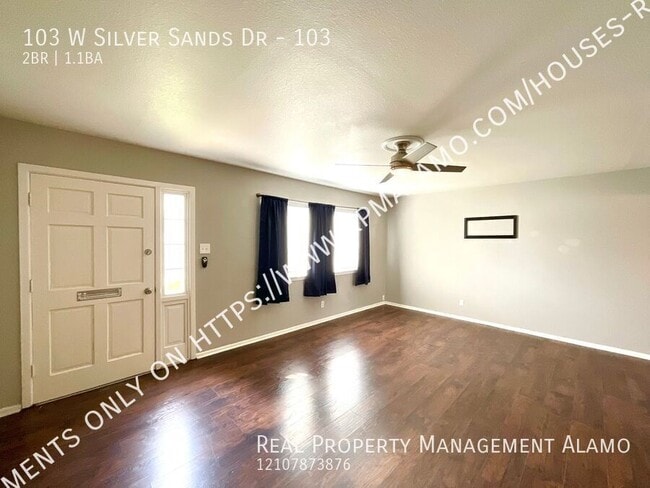 Foto del edificio - 103 W Silver Sands Dr