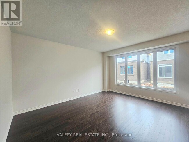 Building Photo - 31 Phoenix Blvd