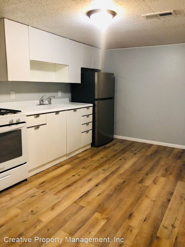 Building Photo - 3 br, 2 bath House - 1104 9th St NW