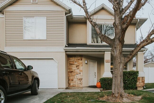 Foto del edificio - 3 Bed 2.5 Bath in Orem