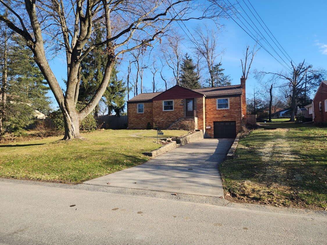 Photo - 2641 Milford Dr (Bethel Park, PA)