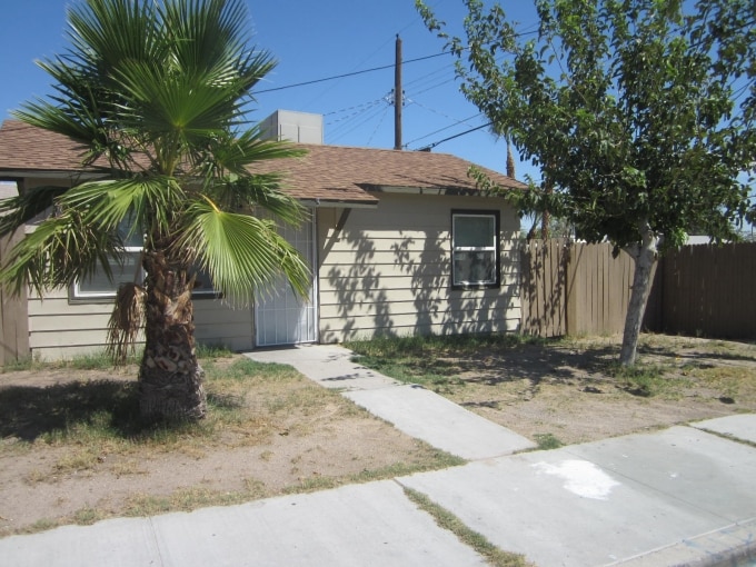 Primary Photo - 400 N 15th St