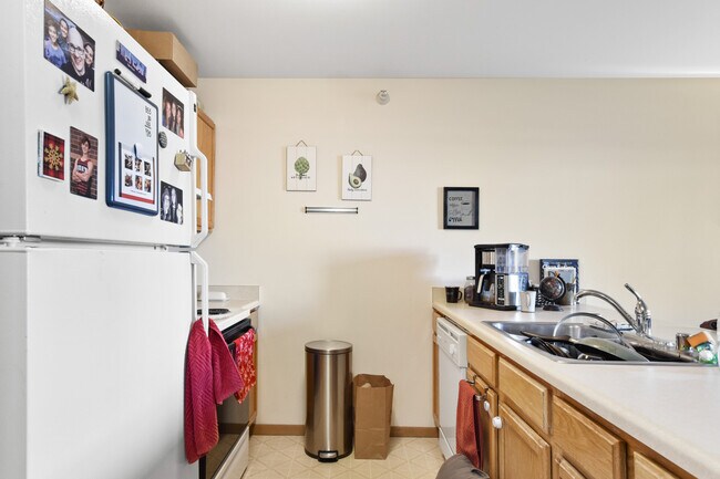 Foto del edificio - Second Street Apartments