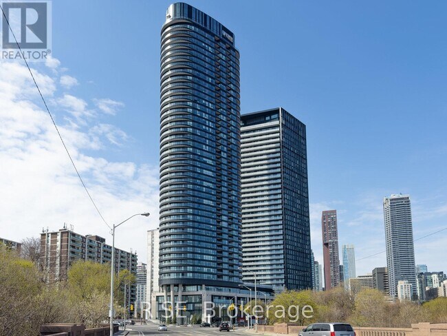 Building Photo - 575-2575 Bloor St E