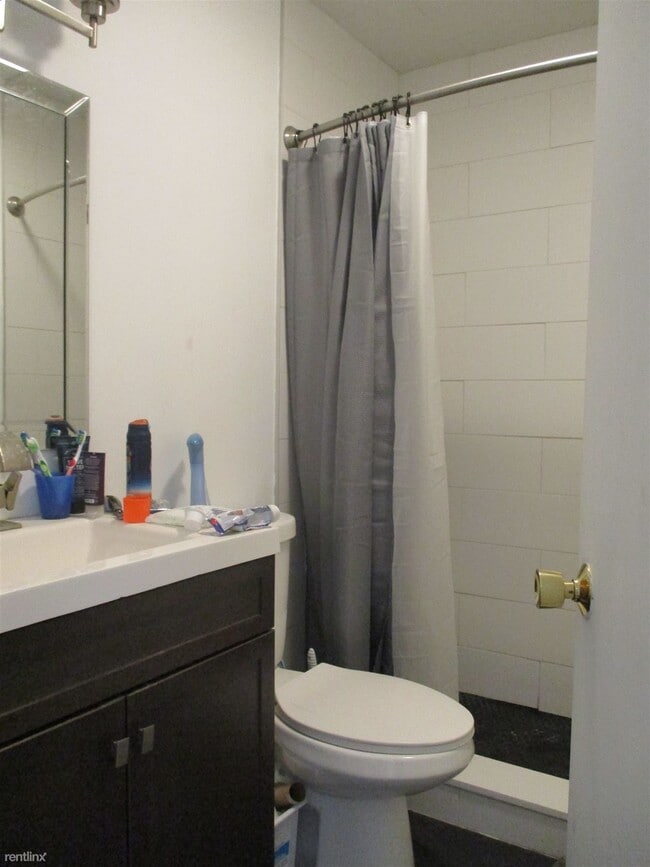 Building Photo - 3 br, 1 bath  - 780 Columbus Ave # 2D