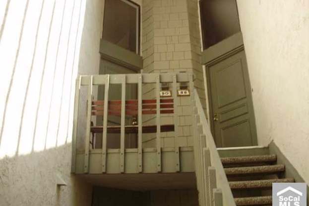 Foto del edificio - 90 Lakepines