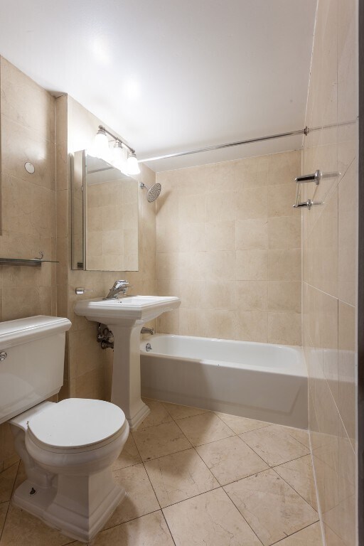 Foto del edificio - 336 E 18th St