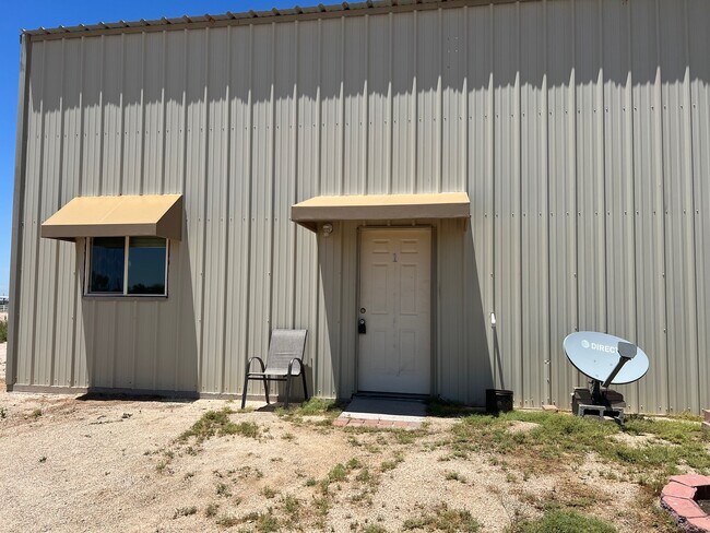 Foto del edificio - 23221 Gavin Way, Unit APT 1