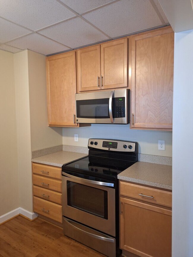 Foto del edificio - 1 bedroom/ 1 bathroom. Bennington on the Park