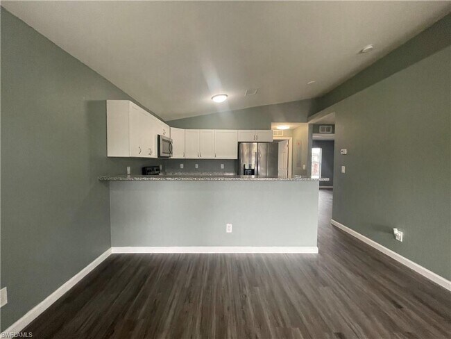 Foto del edificio - 4804 24th St SW