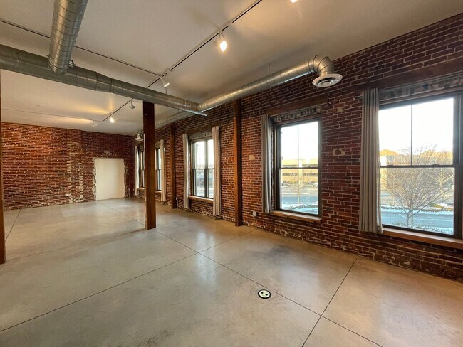 Foto del edificio - 54 Old Granite St