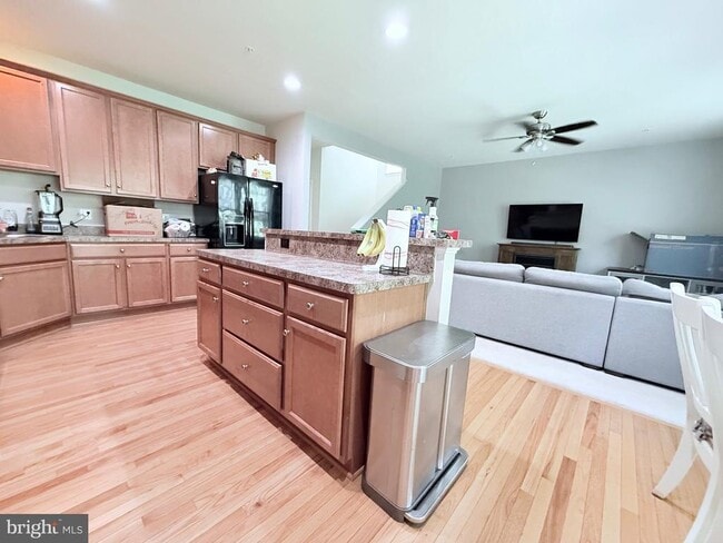Building Photo - 43661 Evening Primrose Ct