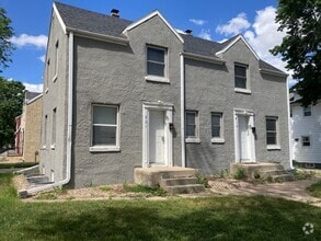 Building Photo - 821 W 26th St