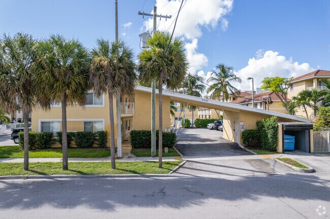 Foto del edificio - Snake Creek Landing Condos