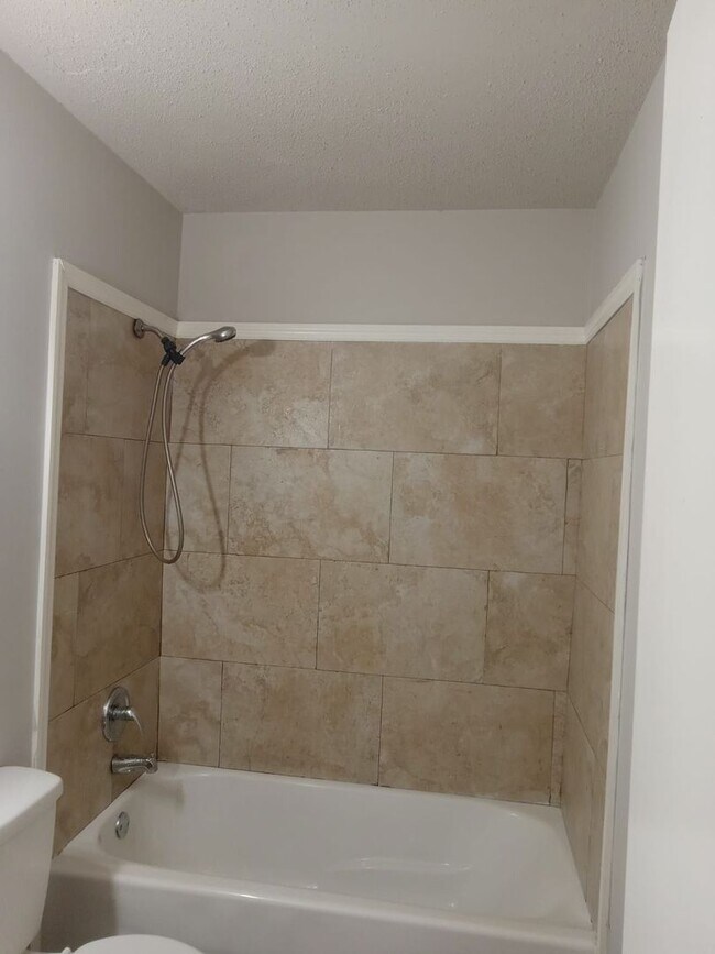 Foto del edificio - 1432-1438 Columbia Circle SE