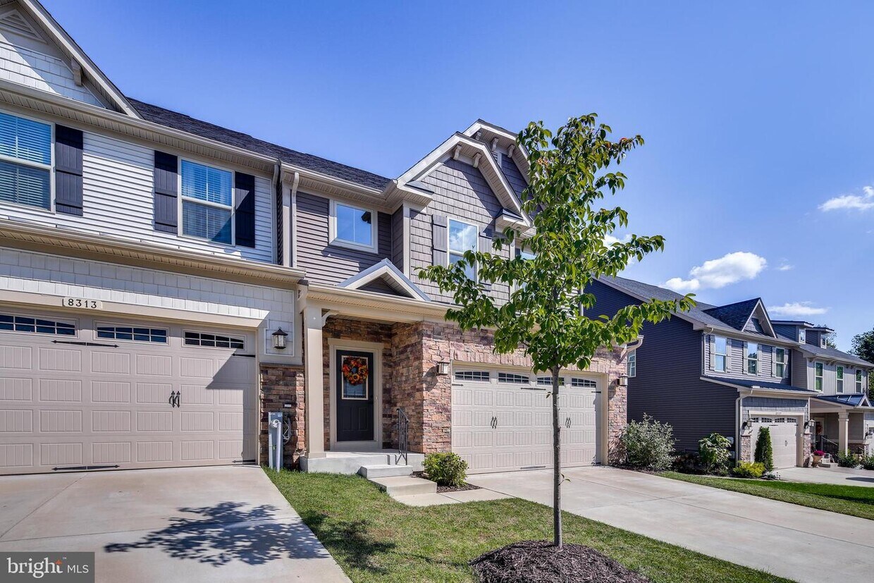 8311 Pondview Dr, Glen Burnie, MD 21108 House Rental in Glen Burnie