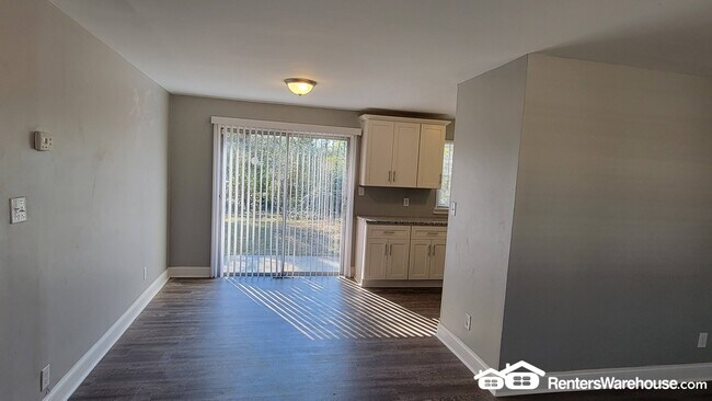Foto del edificio - 131 Oak Dr SW