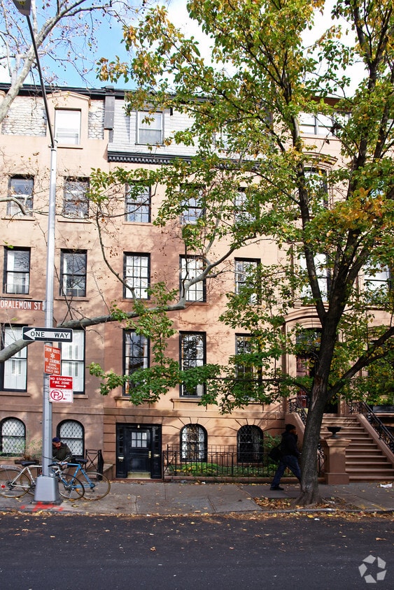 Primary Photo - 93 Joralemon St