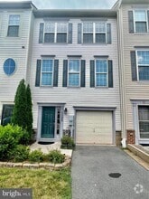 Building Photo - 1155 Carinoso Cir