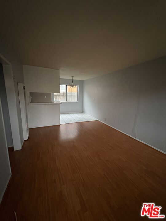 Foto del edificio - 961 S Kenmore Ave