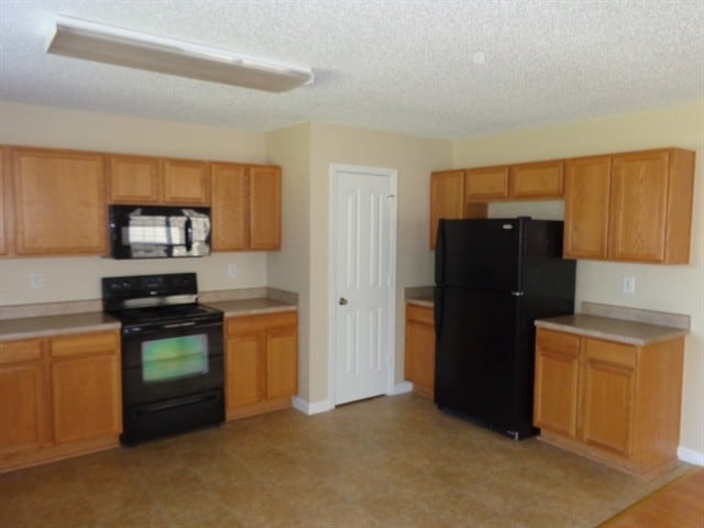 Foto del edificio - 1053 Kings Mountain Ln
