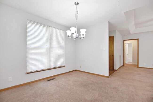 Foto del edificio - Pet Friendly Three Bedroom!