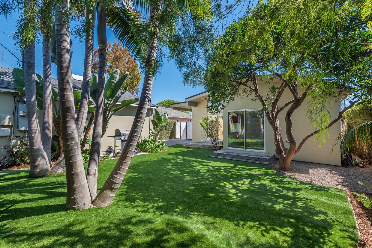 1019 Indiana Ct, Venice, CA 90291 House Rental in Venice, CA