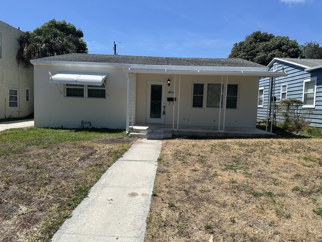 Foto principal - 410 44th St