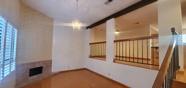Foto del edificio - 212 N Stoneman Ave