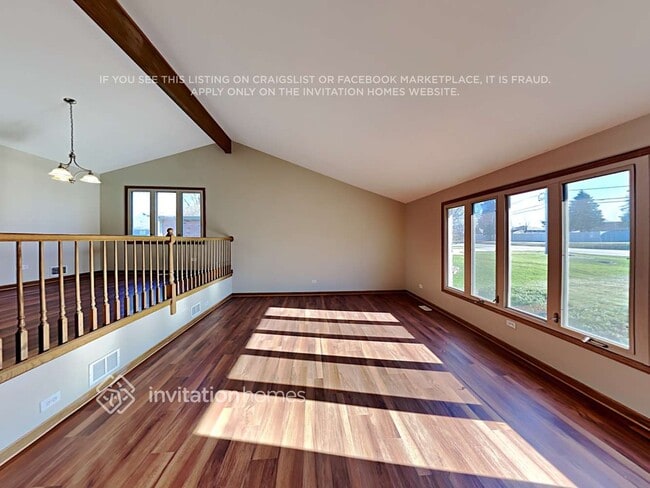 Foto del edificio - 11100 W 167th St