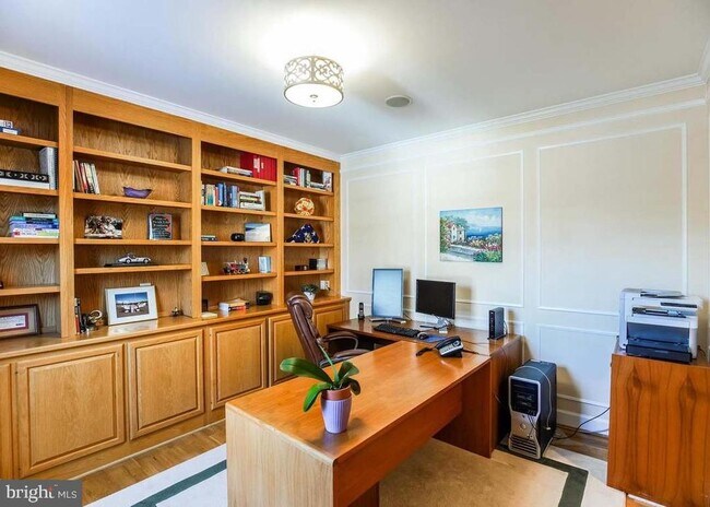 Foto del edificio - 9720 Holloway Hill Ct