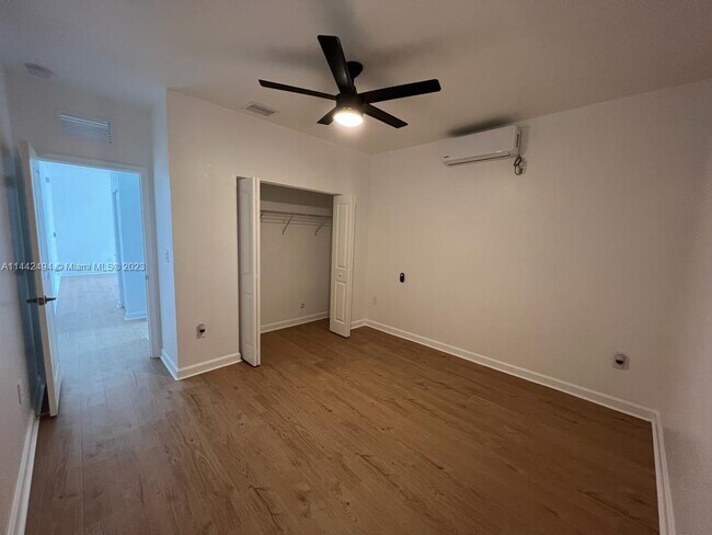 Foto del edificio - 18430 SW 136th St