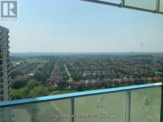 Photo du bâtiment - 3883 Quartz Rd