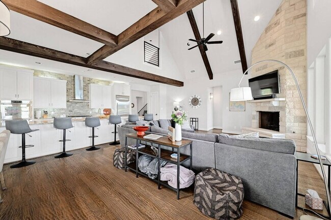 Foto del edificio - 2600 River Oaks Dr