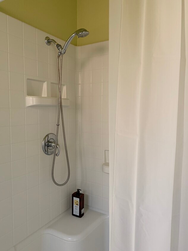 32677 Ranchos Ladera Rd Unit Farm Cottage, Bonsall, CA 92003 32677